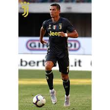 Nike displays large cristiano ronaldo ad ahead of his juventus home debut: Juventus Soccer Wearhouse