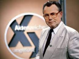 Find the perfect aktenzeichen xy stock photos and editorial news pictures from getty images. Aktenzeichen Xy Zdf So Helfen Zuschauer Aktiv Beim Aufklaren Von Kriminalfallen Tv