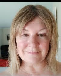 Medium length hairstyle ideas wanted?