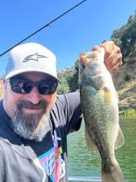 Does Coyote Creek have fishing tackle?