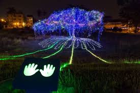 It is a slightly modified version of the tōyō kanji. 2020 2021å¹´å°ç£ç‡ˆæœƒä¸»è¾¦åŸŽå¸‚å‡ºçˆå°ä¸­å¸‚ æ–°ç«¹å¸‚è¼ªç•ªä¸Šé™£ é¢¨å‚³åª'