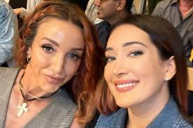 Recent things 🌙 1. Shoot with @emmaleephotographer 2. Music advocacy day  with @ashleymonroemusic 3. Texas pool chats with my cousin  @mollycookrnsheher 4. My nail kit organization that I'm really proud of. 5.