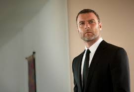 Review Thanks To Ray Donovan Liev Schreiber Finally Gets The Gig He Deserves Gq