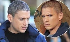 His father, wentworth earl miller, is a rhodes scholar. Wentworth Miller Is A Silver Fox As He Sports A New Salt And Pepper Buzzcut On The Set Of The Flash In Vancouver Daily Mail Online