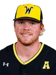 Garrett Pennington's Instagram, Twitter & Facebook