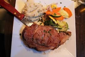 Roast vegetables, stirring halfway through roasting, until tender and browned, 45 to 50 minutes. Prime Rib Potatoes And Mixed Vegetables Picture Of Candlewyck Buckingham Tripadvisor