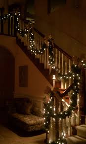 From lighting and decorations to accessories and wall ornaments, read more to discover how to whatsmore, this blog on how to decorate your stairs for christmas will give you the perfect means to decorate apart from the bannisters, there are also plenty of other ways to accessorise your stairs. Decorate The Stairs For Christmas 38 Beautiful Ideas To Spruce The Holiday Season