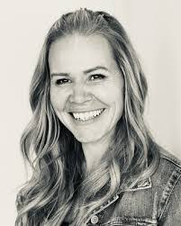 Anita Harder's Instagram, Twitter & Facebook