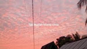 Judul lagu aku tak mudah untuk mencintai. Download Lagu Aku Tak Mudah Bilang Cinta Mp3 Video Gratis