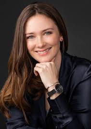 Fan Casting Samantha Munro as Serena Phillips in Jem and the Holograms  (2014-2024)