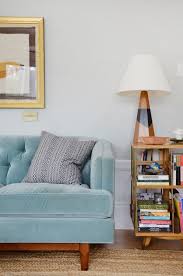 Who Says Every Living Room Needs A Coffee Table Clever Substitutes In Small Living Rooms Small Living Room Design Small Room Design Small Living Room Decor