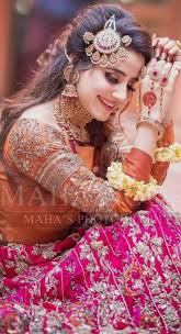 Ideas For Mehendi Dresses In 2020 Bridal Photoshoot Pakistani Bridal Makeup Bridal Outfits