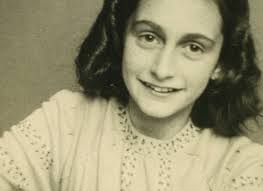 O blog do Google Brasil: Google Arts & Culture leva você para a casa onde  Anne Frank viveu com a família