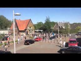 Voor een gemeente waarin je zorgt voor jezelf, geeft om een ander en krijgt wat. Ajax Hooligans Rellen In Doetinchem Na De Wedstrijd Ajax Graafschap 1 1 Youtube