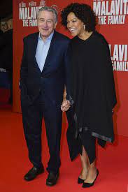 In case you haven't kept up with the actor, everyone else knows that he has a certain…uhm, preference and thus, his beautiful children. Robert De Niro Grace Hightower Robert De Niro And Grace Hightower Photos Zimbio