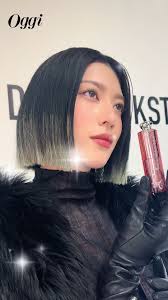 NARSポップアップイベントに百田夏菜子が登場