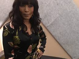 Мари лаво (3 сезон), дезире дюпри (4 сезон) дата рождения: Angela Bassett Exercise Tips To Stay In Black Panther Fighting Shape Business Insider