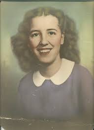 Jeanette Applegate's Instagram, Twitter & Facebook