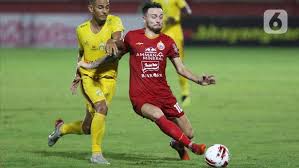 Kita berkeringat, berjuang, dan meraih. Sambut Gembira Piala Menpora 2021 Marc Klok Pasang Target Tinggi Bersama Persija Indonesia Bola Com