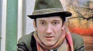 Check spelling or type a new query. Ponta È™i A Ales Prostul Mircea Diaconu Ziarul National