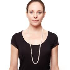 >> find your bracelet size and wrist size select the right necklace length for another man or woman Pearl Necklace Lengths And How They Wear
