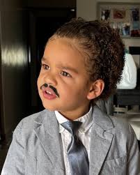 Evocando al Padre Fundador, inculcando el Amor a la Patria. Viva la  República Dominicana.