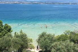 Tutti gli agriturismi vicino a jamaica beach (sirmione) ai migliori prezzi. Lake Garda Relax Water Parks Beaches Thermal Spas And Nature Parks Carpe Diem