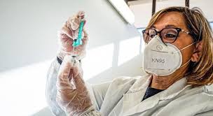 Ma da domani, 1 febbraio, nella regione lazio sarà possibile prenotare il vaccino anti covid per le persone che hanno. Bzo1lmuupvll2m