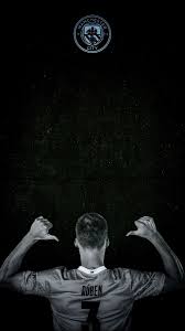 Golpeo larguísimo de rúben dias que bloca neuer con facilidad. Ruben Dias Manchester City Manchester City Wallpaper Manchester City Light And Shadow Photography