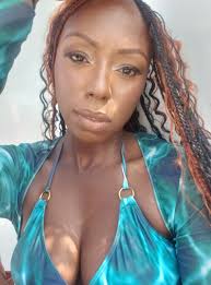 LOOKING FOR SOMEONE IN UVITA/GOING TO UVITA Hi everyone, my stuff was  stolen in Uvita last week and I have since left the country. I've been able  to locate my phone with “