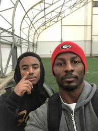 Terrence Edwards в X: „Young Peter Warrick, yes the son of the legend PW of  FSU. The fruit don't full for from the tree. This young man has a bright  future ahead