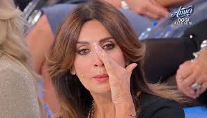 Uomini e Donne, Diego 'scarica' Claudia. Maria De Filippi allibita