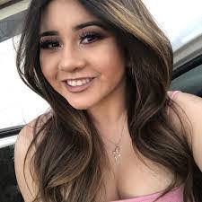 Tandra Thomas's Instagram, Twitter & Facebook