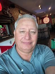 Can someone color this root beer brown please?