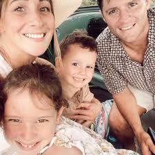 Laura Moffat (@lauramoffat_00) • Instagram photos and videos