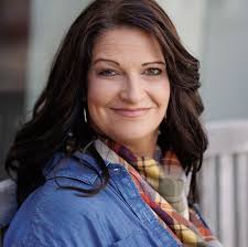 Lisa Shumate has spent over three decades as a nurse, always caring for  others. But in 2019, her journey changed when she was diagnosed with stage  3 endocervical cancer. After undergoing surgery,