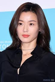Born on october 30, 1981, as wang ji hyun, she took the stage name of jun ji hyun in 1997 when she began her career as a model. Jun Ji Hyun Wraps Up Filming For Kingdom Season 2 Ddoboja Blog Let S Watch It Again