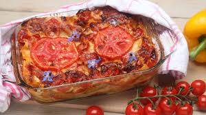 Aus Dem Garten Auf Die Teller Sommergemuse Wie Paprika Tomaten Zucchini Und Auberginen Haben Saison Theresa Baumgartner Bri Lasagne Rezept Rezepte Lasagne