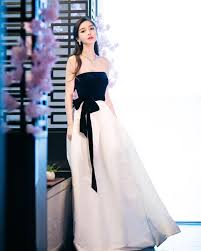 See more ideas about angelababy, asian beauty, chinese actress. 10 Pesona Memikat Angelababy Kenakan Dress Bak Princess