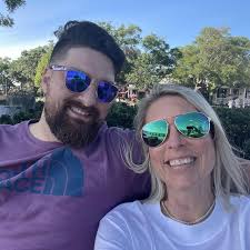 Danielle Connerley and David Stoltzfus's Wedding Registry