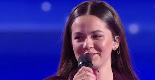 Star Academy : "ch*er sur ses copains ça n'aide pas...", l'élimination de  Julie n'étonnent pas les internautes