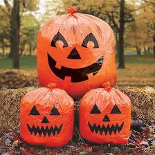 Halloween decorating themes for your home or office party. 25 Best Halloween 2021 Party Decorations On Amazon