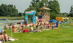 Dagstrand amici beach am effelder waldsee, net over de grens bij vlodrop. Info