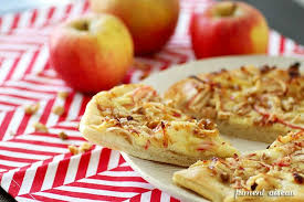 Pizza Sucree A La Pomme Piment Oiseau Cuisine Pomme Pizza