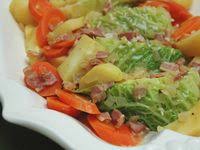 Chou Pommes De Terre Carottes A La Facon De Madou Recette Recette Chou Pomme Recette Chou Recettes De Cuisine