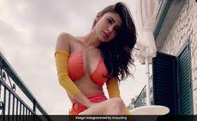 Mouni roy xxx images