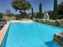 la piscine partagee 17m x 9m cabanes de piscine piscine jolie maison