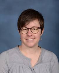 Crystal Earle's Instagram, Twitter & Facebook