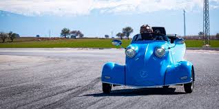 4 wheels new enclosed mini solar electric elderly electric car. Messerschmitt S Weird 3 Wheeled Car Is Back As A New Electric Vehicle