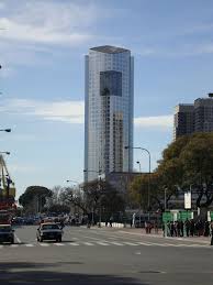 En colección política n° 1. Boulevard Macacha Guemes Wikidata